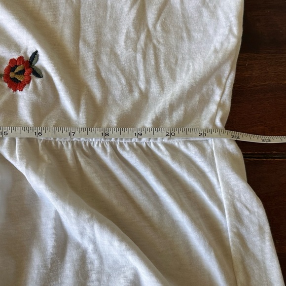 NWT Cotton White Embroidered Peplum Top Boho Floral Plus Size 18/20 Lane Bryant - Picture 6 of 7
